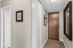 6033 N Sheridan Rd, Chicago, IL 60660 - Photo 14