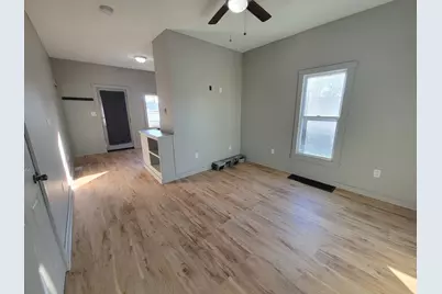 533 Deleon Street, Ottawa, IL 61350 - Photo 12