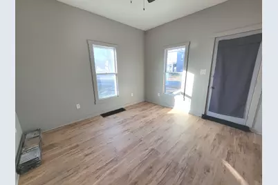 533 Deleon Street, Ottawa, IL 61350 - Photo 6