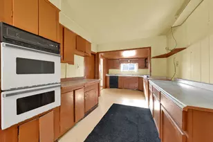 6555 W 83rd St, Burbank, IL 60459 - Photo 6