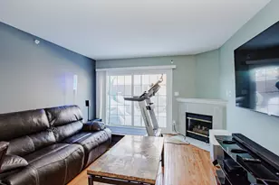 5039 Warren St, Skokie, IL 60077 - Photo 4