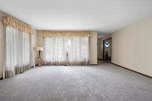 10567 Waterford Dr, Westchester, IL 60154 - Photo 18