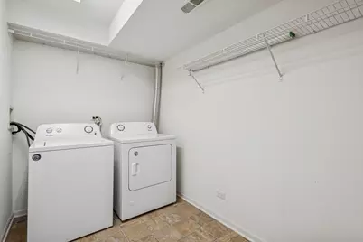 836 Lewisburg Lane, Aurora, IL 60504 - Photo 24