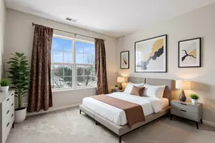 836 Lewisburg Ln, Aurora, IL 60504 - Photo 18