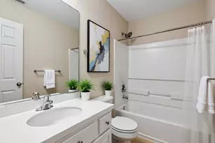 836 Lewisburg Ln, Aurora, IL 60504 - Photo 22