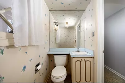 9024 Karlov Avenue, Skokie, IL 60076 - Photo 14