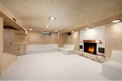 9024 Karlov Avenue, Skokie, IL 60076 - Photo 24