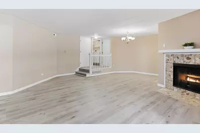 17236 Ridgeland Avenue #412, Tinley Park, IL 60477 - Photo 6