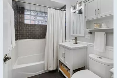 701 Peterson Avenue, Park Ridge, IL 60068 - Photo 14