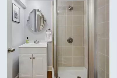 701 Peterson Avenue, Park Ridge, IL 60068 - Photo 20