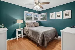 701 Peterson Ave, Park Ridge, IL 60068 - Photo 12