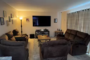 1321 Big Sur Pkwy, Algonquin, IL 60102 - Photo 4