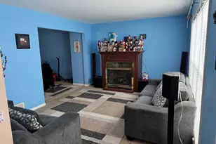 1321 Big Sur Pkwy, Algonquin, IL 60102 - Photo 2