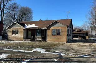 9606 S Natoma Ave, Oak Lawn, IL 60453 - Photo 2