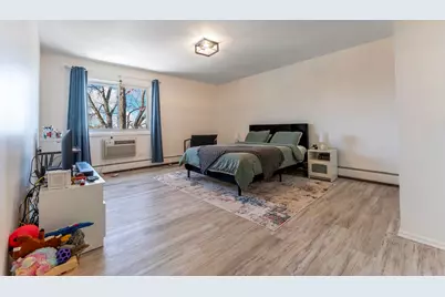 10015 Beverly Drive #404, Skokie, IL 60076 - Photo 8