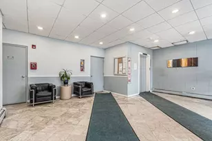 1043 S York Rd, Bensenville, IL 60106 - Photo 2