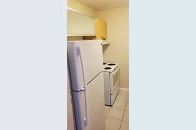 1043 S York Road #202, Bensenville, IL 60106 - Photo 6