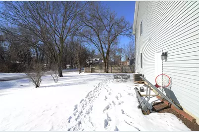 107 S River Road, McHenry, IL 60051 - Photo 36