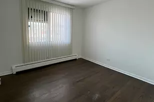 10430 Michael Todd Terrace, Glenview, IL 60025 - Photo 12