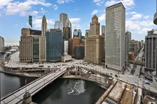 300 N State St, Chicago, IL 60654 - Photo 16