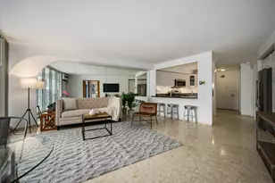 300 N State St, Chicago, IL 60654 - Photo 6