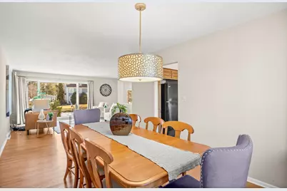 611 Clover Court, Naperville, IL 60540 - Photo 12