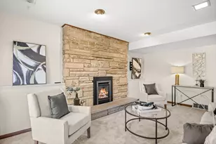 611 Clover Ct, Naperville, IL 60540 - Photo 28