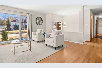 611 Clover Court, Naperville, IL 60540 - Photo 8