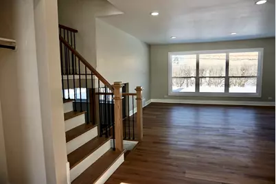 2018 E Ivy Lane, Mount Prospect, IL 60056 - Photo 4