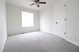 774 Hyacinth Ln, Dekalb, IL 60115 - Photo 12