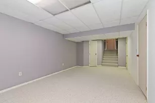 1021 Abbey Dr, Crystal Lake, IL 60014 - Photo 20