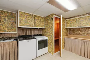 1021 Abbey Dr, Crystal Lake, IL 60014 - Photo 22