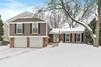 1021 Abbey Drive, Crystal Lake, IL 60014 - Photo 1