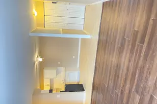 1035 Higgins Quarters Dr, Hoffman Estates, IL 60194 - Photo 2