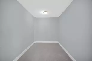 6532 W 112th St, Worth, IL 60482 - Photo 16