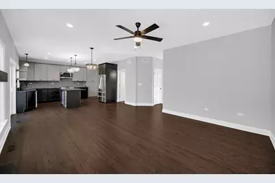 6532 W 112th Street, Worth, IL 60482 - Photo 6