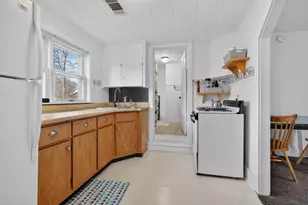 530 E Main St, Morris, IL 60450 - Photo 18