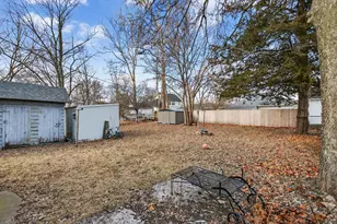 530 E Main St, Morris, IL 60450 - Photo 36