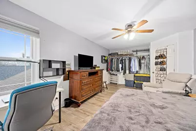 6767 Greenleaf Street, Woodridge, IL 60517 - Photo 20