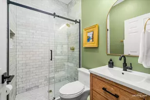 3747 N Ashland Ave, Chicago, IL 60613 - Photo 18