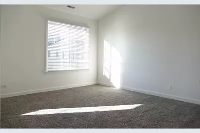 1829 Indian Hill Lane #1829, Aurora, IL 60503 - Photo 10