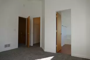 1829 Indian Hill Ln, Aurora, IL 60503 - Photo 14