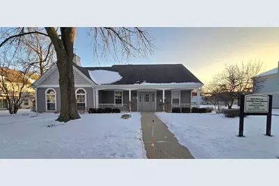 1241 Ballantrae Place #E, Mundelein, IL 60060 - Photo 16