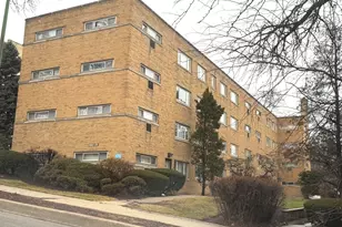 2018 W 111th St, Chicago, IL 60643 - Photo 2
