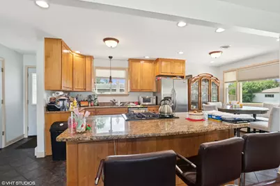 6313 W 89th Place, Oak Lawn, IL 60453 - Photo 4