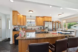 6313 W 89th Pl, Oak Lawn, IL 60453 - Photo 4