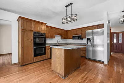 11738 Southgate Road, Roscoe, IL 61073 - Photo 4