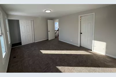 1333 Petersburg Court, Carol Stream, IL 60188 - Photo 8