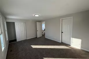 1333 Petersburg Ct, Carol Stream, IL 60188 - Photo 8