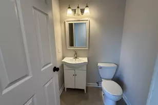 1333 Petersburg Ct, Carol Stream, IL 60188 - Photo 4